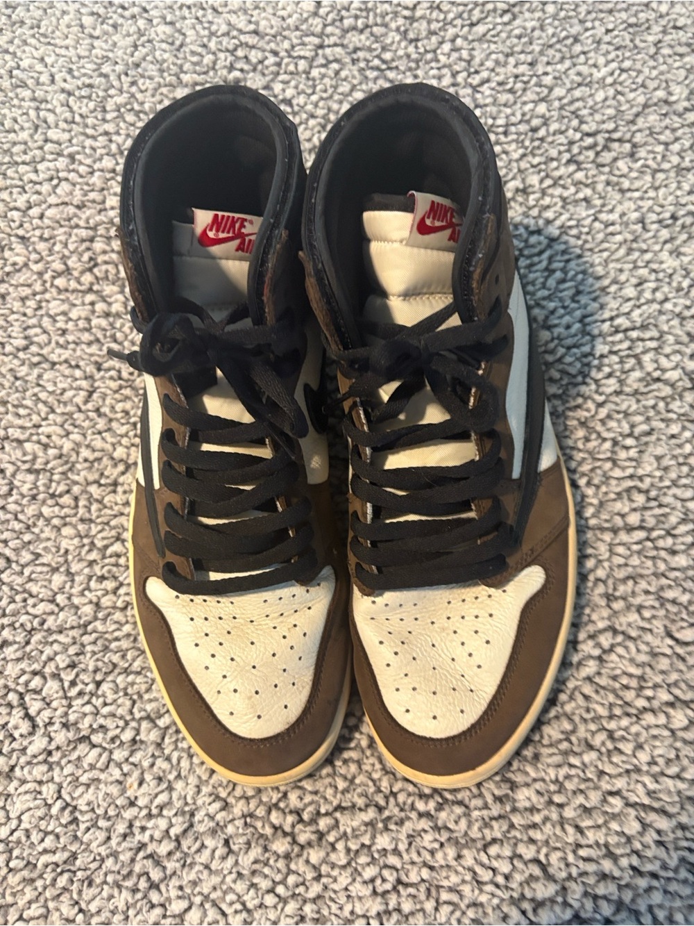 Nike Air Jordan Limited Edition Travis Scott Mocha Brown in Very Good Condition!